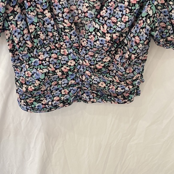 Nasty Gal puff sleeve crop top floral size US small  Vneck - Picture 5 of 6